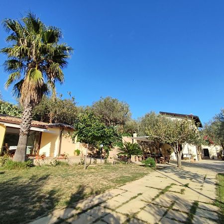 Casa Vacanze La Cuntintizza Vila San Michele di Ganzaria Exterior foto